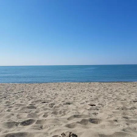 Mobilheim Am In Der Toskana In Der Naehe Von By Interhome * Βιαρέτζιο