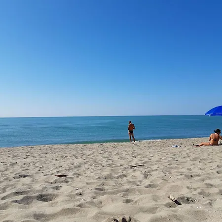 Mobilheim Am In Der Toskana In Der Naehe Von By Interhome